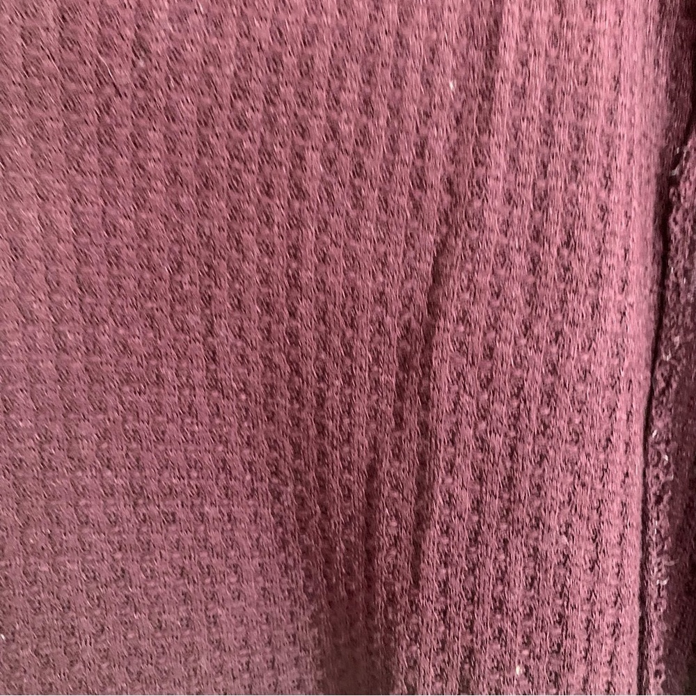 โฅ๏ธ FP Maroon Red Laguna Thermal Waffle Knit Long-Sleeve Tunic Top w/ Thumbholes - Picture 12 of 16